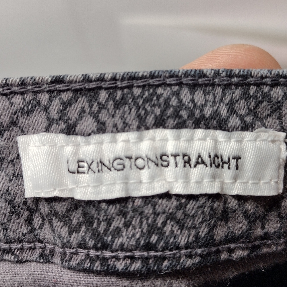 Jones New York Lexington Straight Leg Snakeskin Jeans l Missy Size 10 - Picture 3 of 8